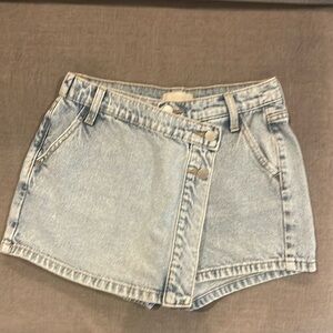 Altr’d State Abigail overlay denim skort.